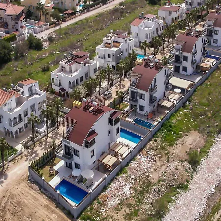 וילה With Jacuzzi, Sauna, And Pool For 7 People In Serik, - Awz 167 *