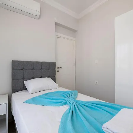 With Jacuzzi, Sauna, And Pool For 7 People In Serik, - Awz 167 * באלאק