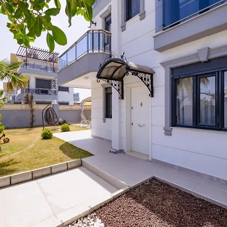 וילה With Jacuzzi, Sauna, And Pool For 7 People In Serik, - Awz 167